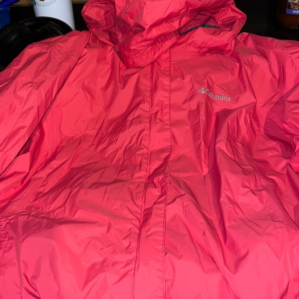 Columbia bright pink packable Omni-tech windbreaker size 2XL